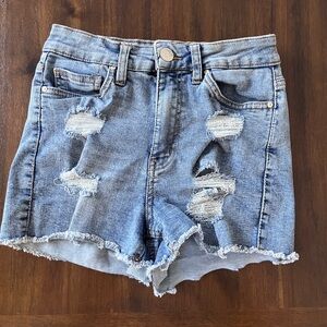refuge Distressed Light Wash Denim Shorts in Blue